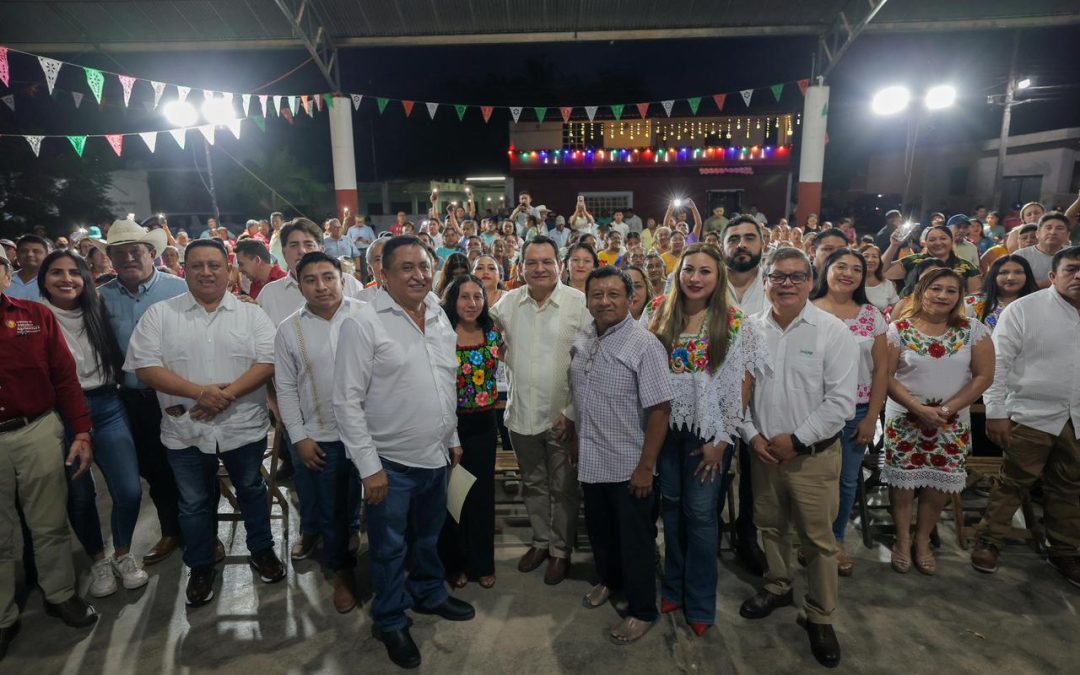 Apoya Renacimiento Maya economía familiar con huertos de traspatio