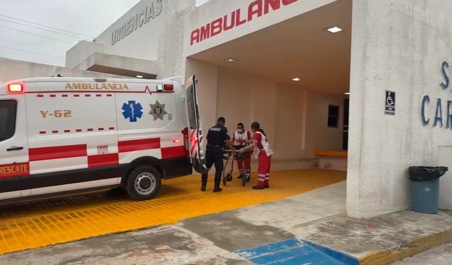 Menor de Buctzotz mete su pie en la llanta de una moto en movimiento y se lesiona