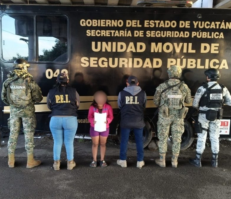 Mujer detenida por su probable participación en el triple homicidio de Dzilam González