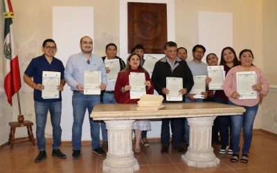 Recibe Indemaya más de 150 actas de doble nacionalidad, con CURP, para migrantes yucatecos en Estados Unidos