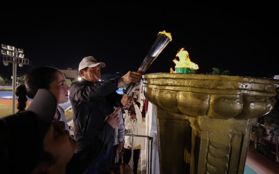Encabeza gobernador la conmemoración del 87 aniversario del Estadio Salvador Alvarado
