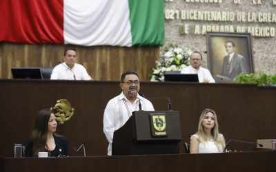 Recibió Víctor Argáez Sánchez la medalla Héctor Victoria Aguilar