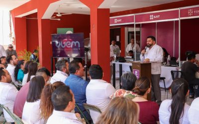 Acerca más de 150 trámites la Ventanilla Única Estatal Móvil a familias de Hoctún y la región