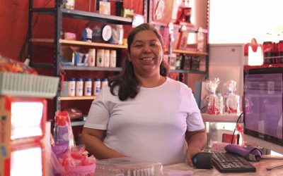 Respaldan economía popular con los Microcréditos del Bienestar