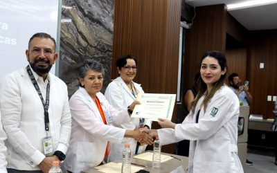 Se gradúan en UMAE Mérida 45 nuevos especialistas, para salvar más vidas
